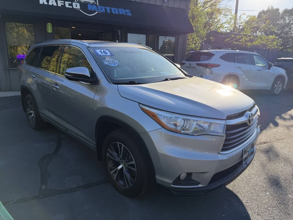 2016 Toyota Highlander - Image 7 of 21