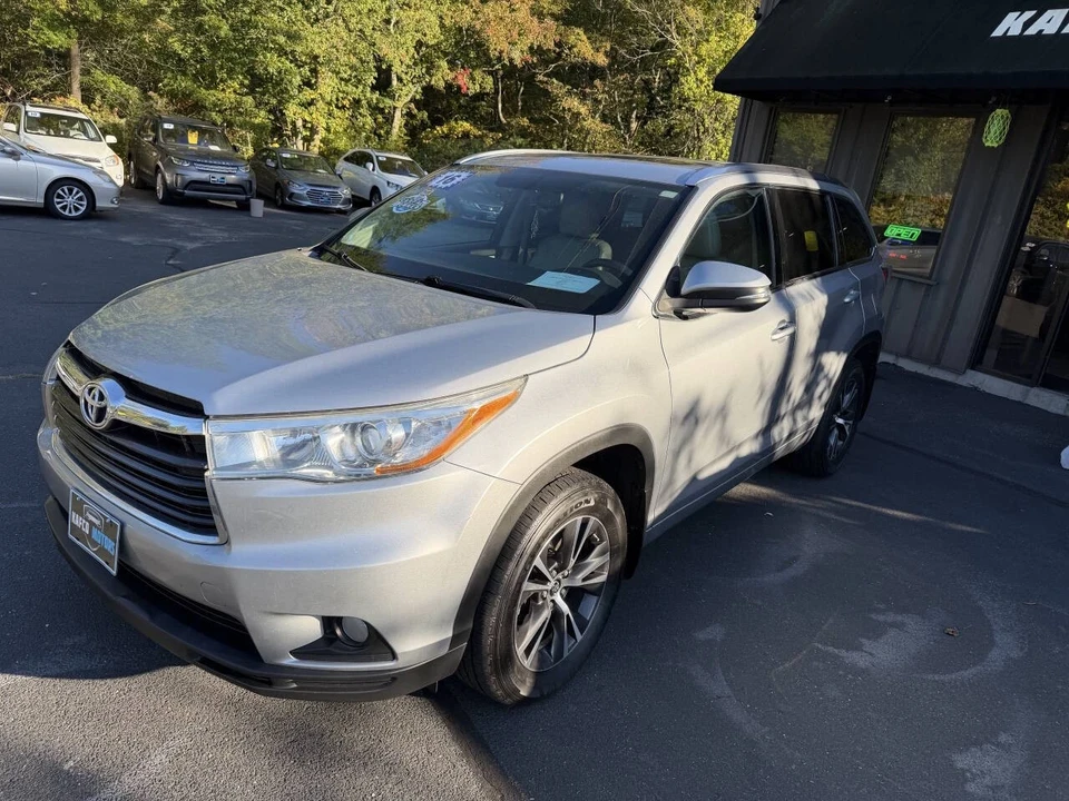 2016 Toyota Highlander - Image 5 of 21