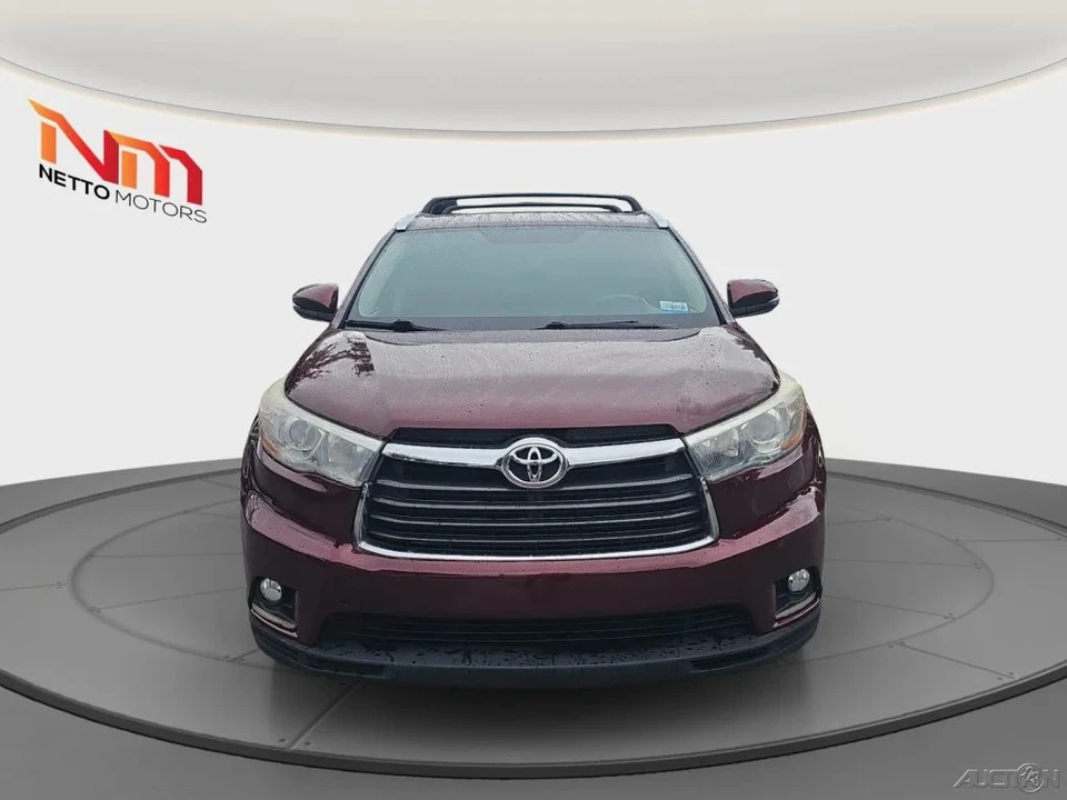 2016 Toyota Highlander - Image 10 of 21