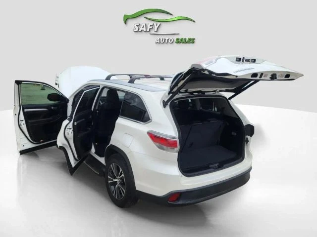 2016 Toyota Highlander - Image 13 of 21