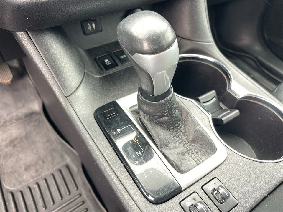 2016 Toyota Highlander - Image 18 of 21