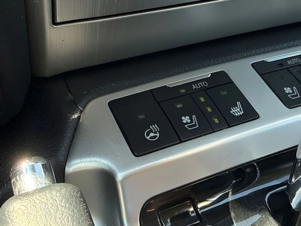 2016 Toyota J200 Land Cruiser - Image 16 of 28