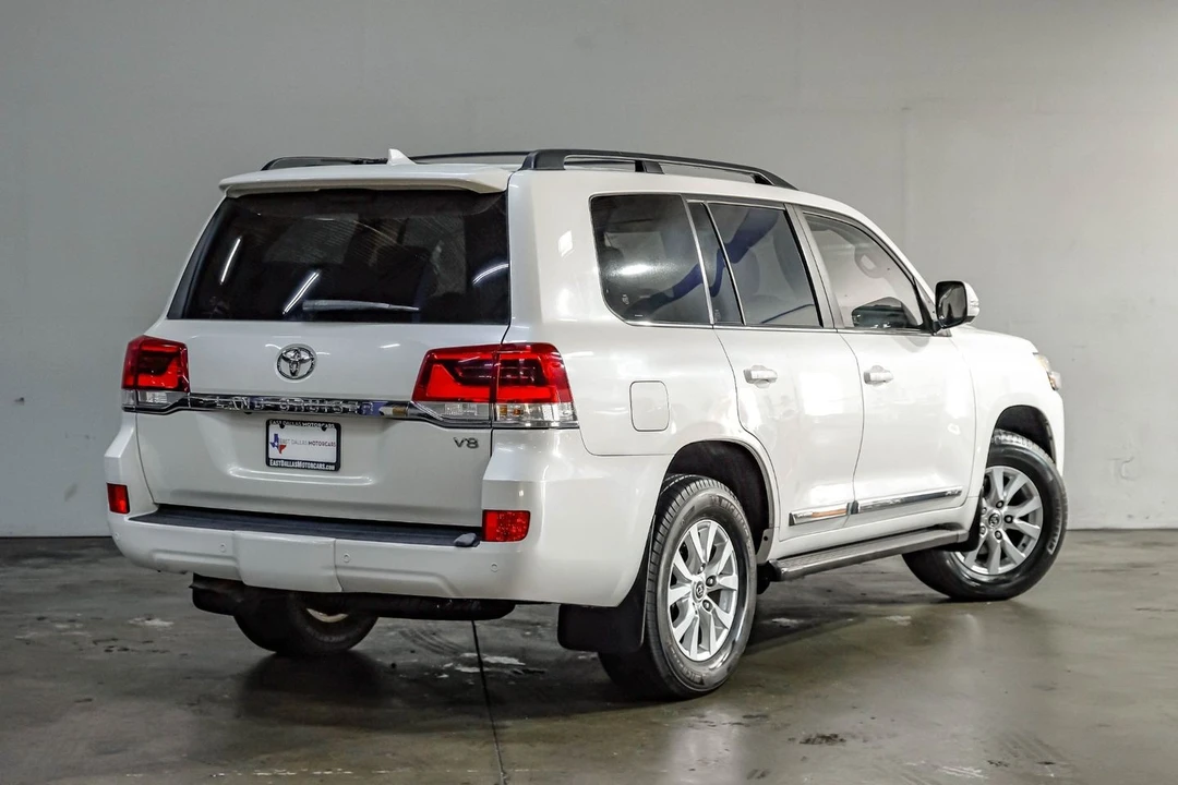 2016 Toyota J200 Land Cruiser - Image 12 of 31