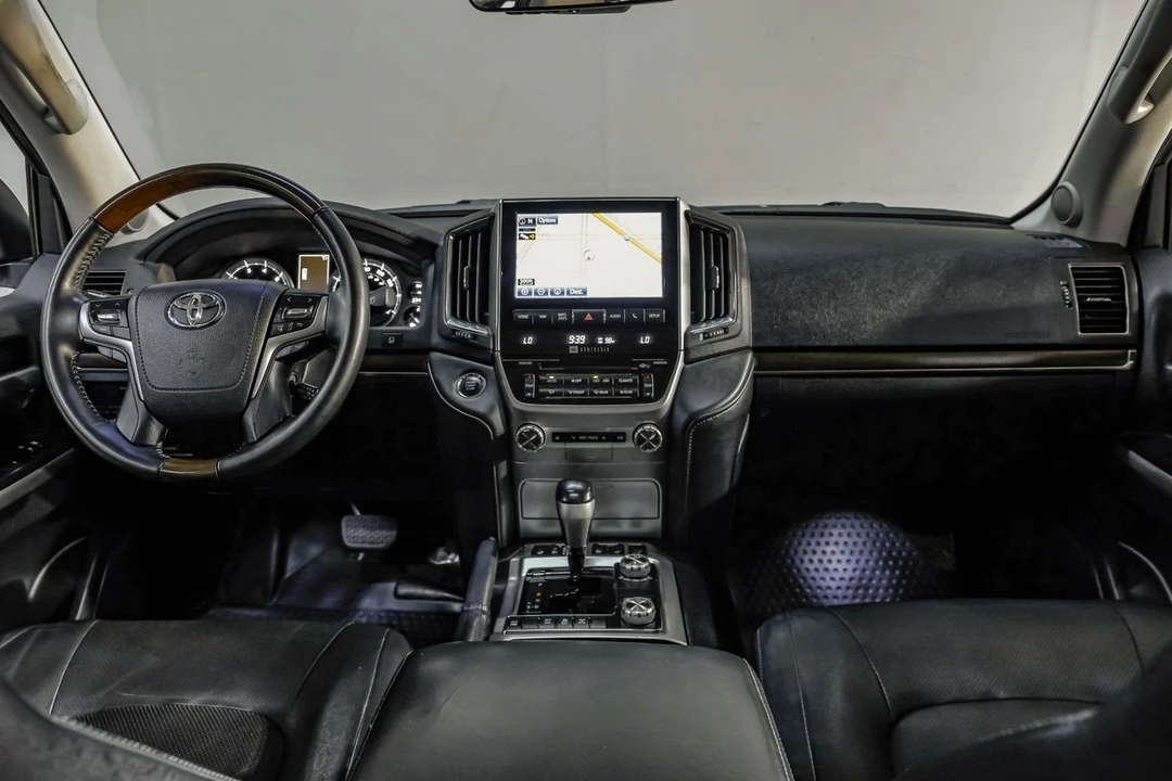 2016 Toyota J200 Land Cruiser - Image 21 of 31