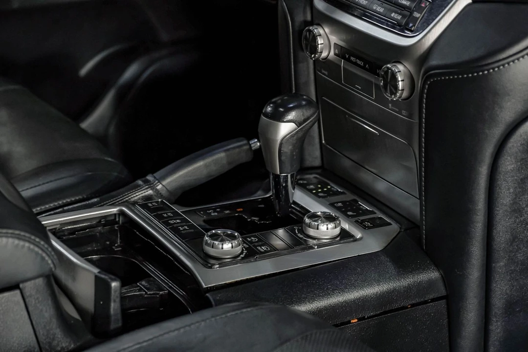 2016 Toyota J200 Land Cruiser - Image 31 of 31
