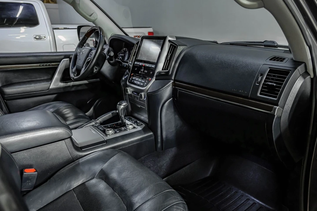 2016 Toyota J200 Land Cruiser - Image 20 of 31