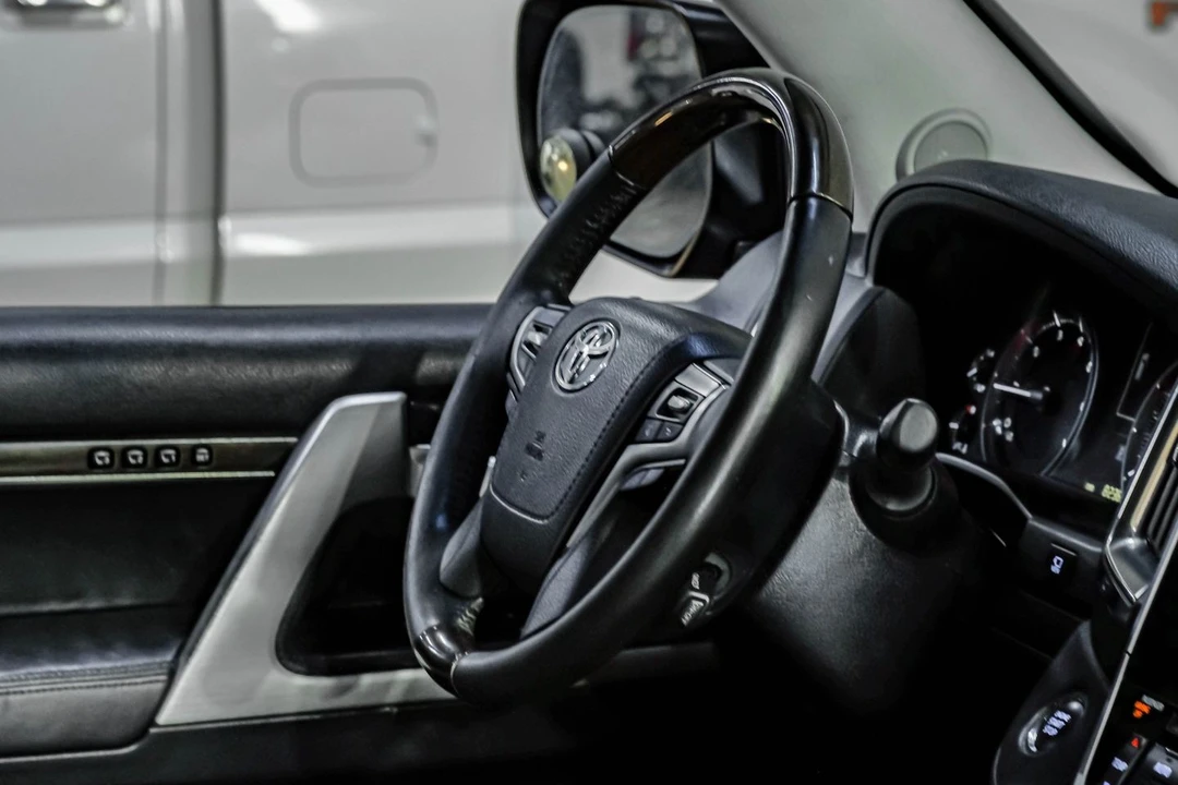 2016 Toyota J200 Land Cruiser - Image 22 of 31