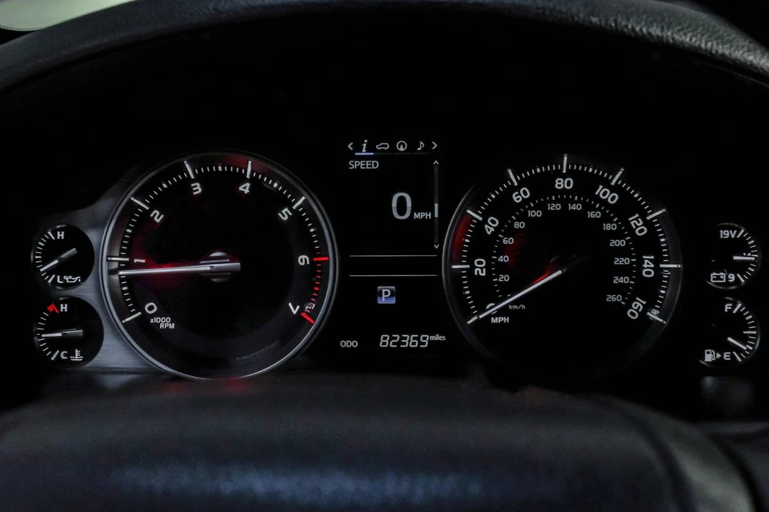 2016 Toyota J200 Land Cruiser - Image 26 of 31