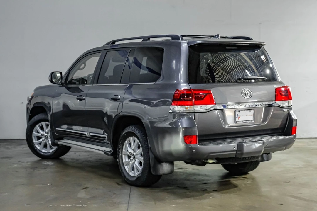 2016 Toyota J200 Land Cruiser - Image 16 of 31