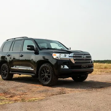 2016 Toyota Land Cruiser