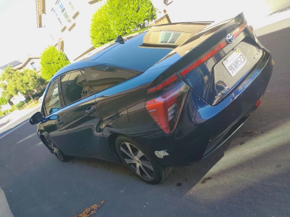 2016 Toyota Mirai - Image 7 of 14