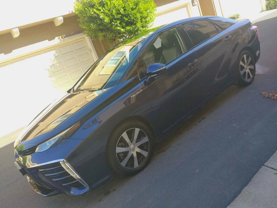 2016 Toyota Mirai - Image 6 of 14