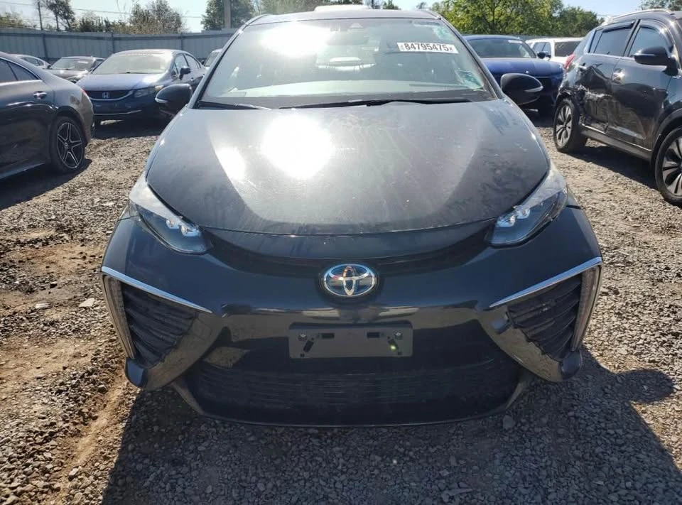 2016 Toyota Mirai - Image 5 of 12