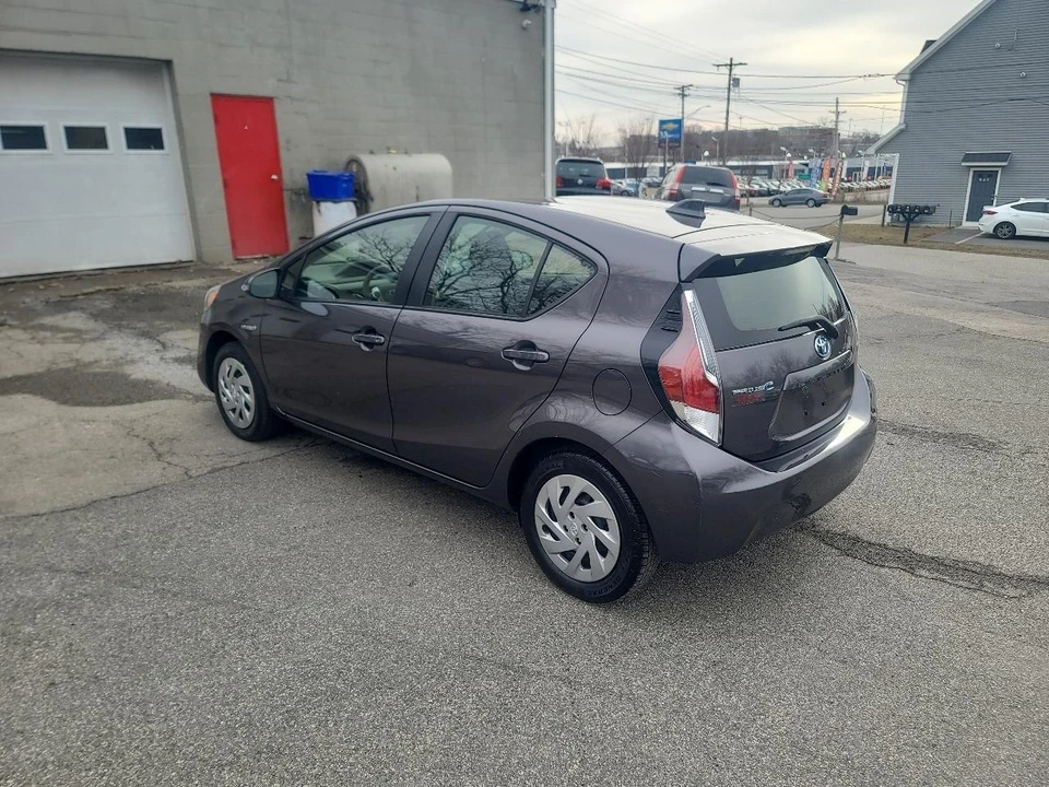 2016 Toyota Prius 4th Gen - Image 5 of 20