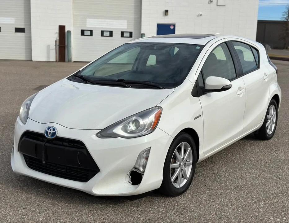 2016 Toyota Prius - Image 3 of 20