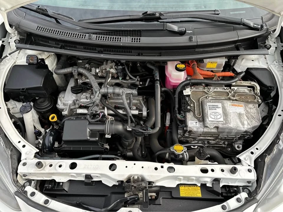 2016 Toyota Prius - Image 20 of 20