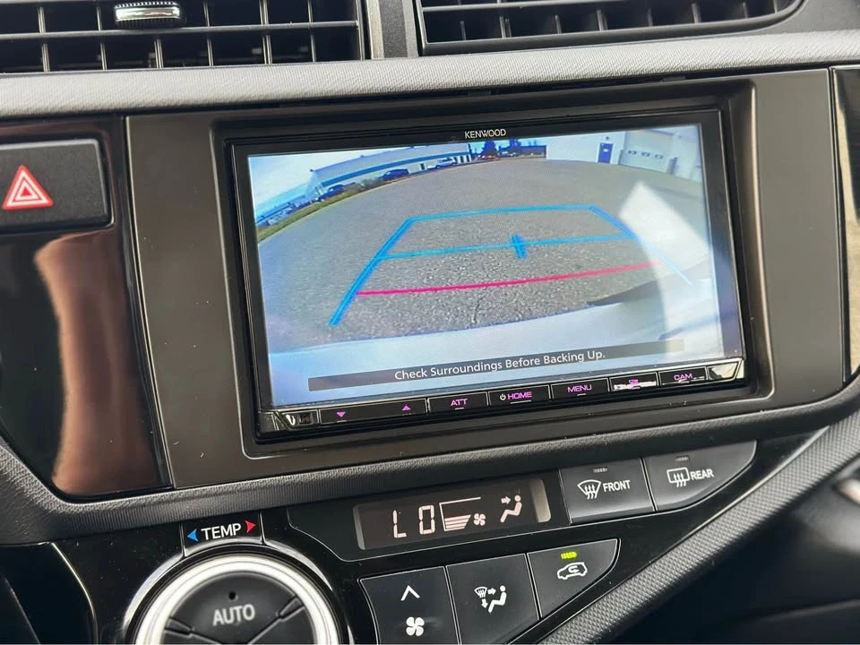 2016 Toyota Prius - Image 19 of 20