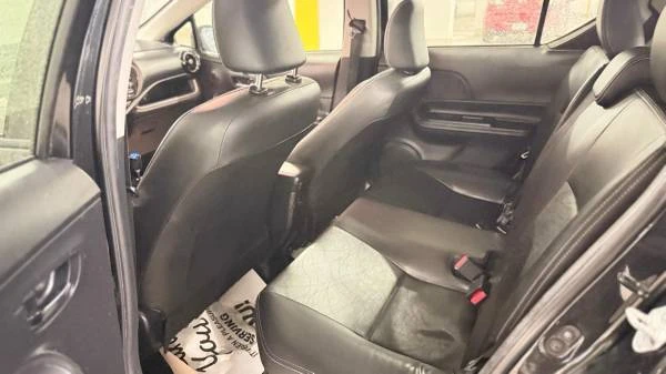 2016 Toyota Prius - Image 10 of 10
