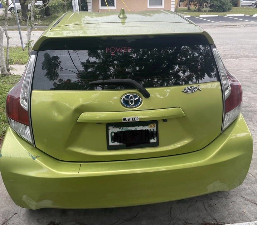 2016 Toyota Prius - Image 4 of 17