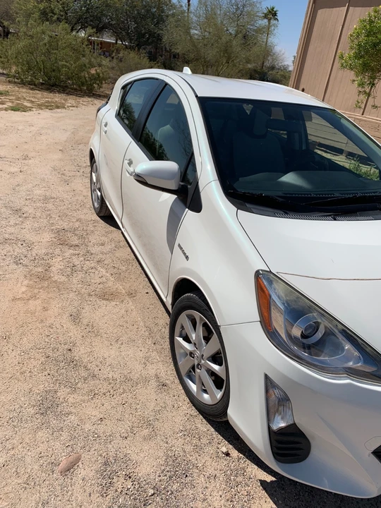 2016 Toyota Prius - Image 4 of 18