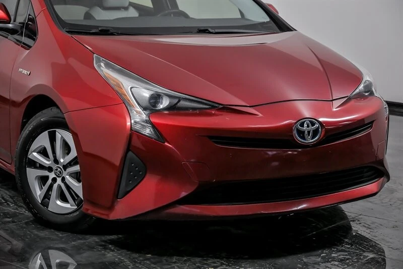 2016 Toyota Prius 4th Gen - Image 2 of 21