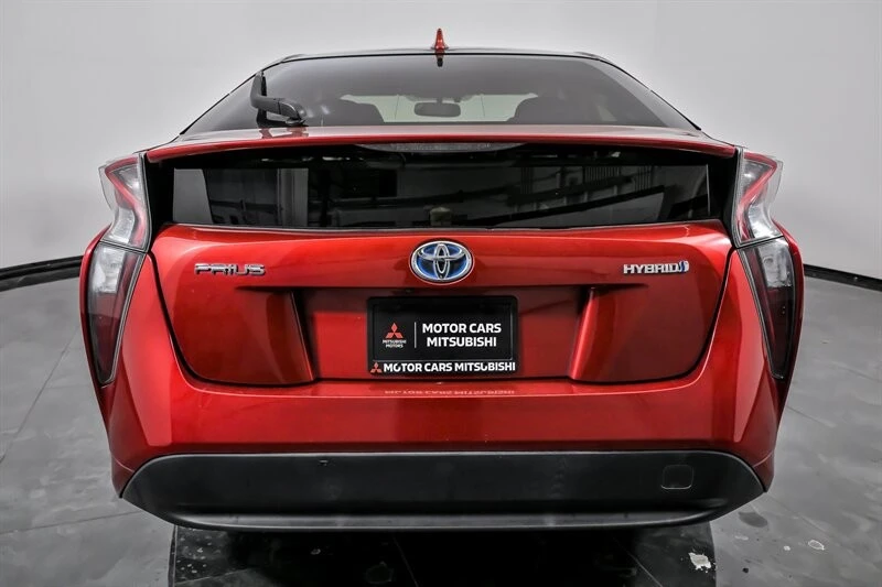 2016 Toyota Prius 4th Gen - Image 9 of 21