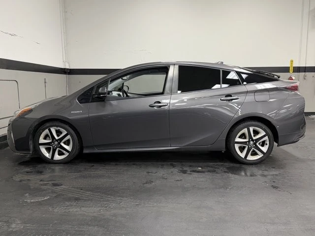 2016 Toyota Prius 4th Gen - Image 9 of 12