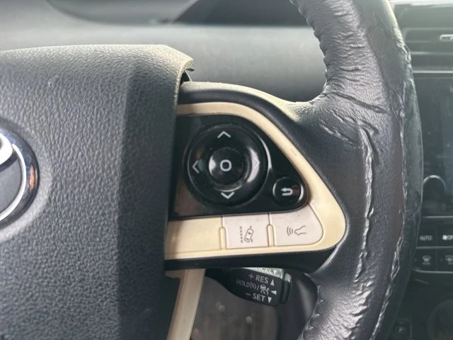 2016 Toyota Prius 4th Gen - Image 9 of 11