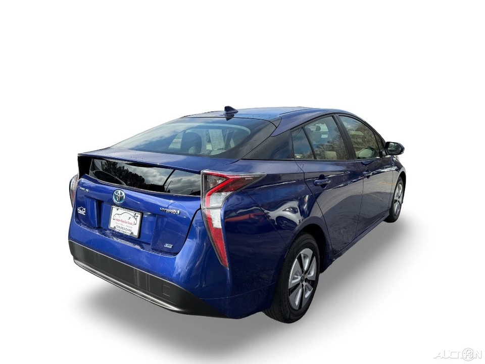 2016 Toyota Prius 4th Gen - Image 4 of 12