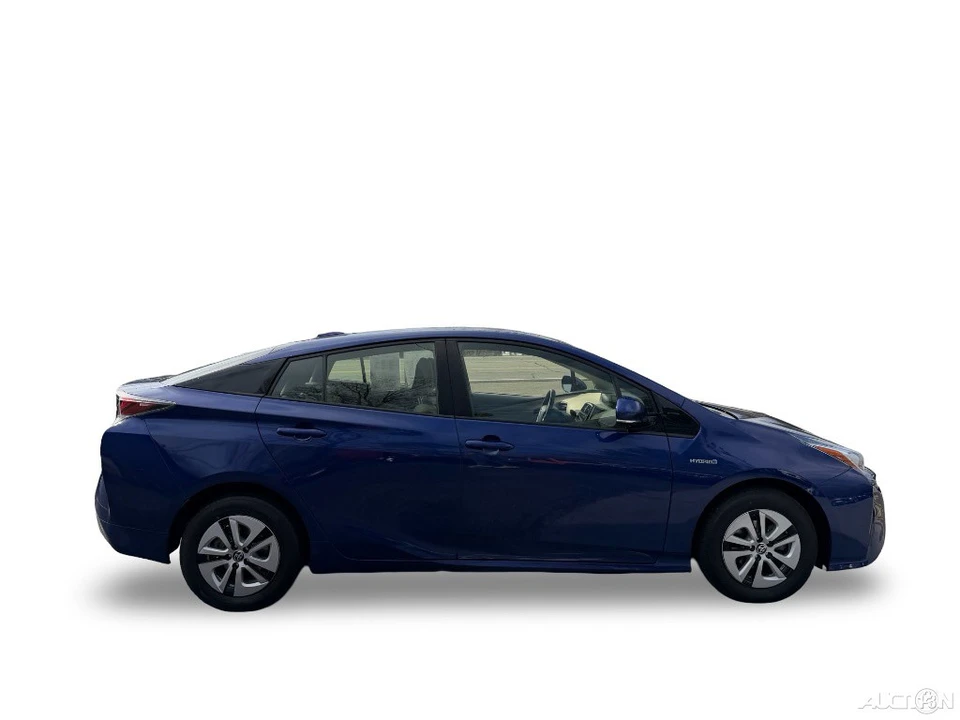 2016 Toyota Prius 4th Gen - Image 8 of 12