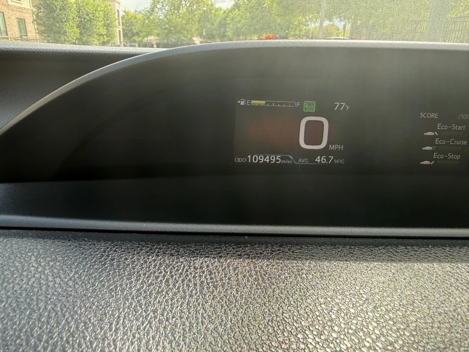 2016 Toyota Prius 4th Gen - Image 7 of 13