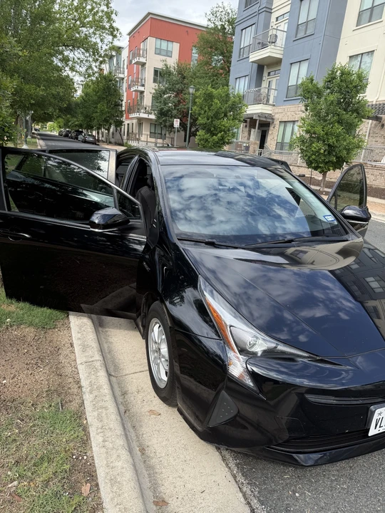 2016 Toyota Prius 4th Gen - Image 6 of 13