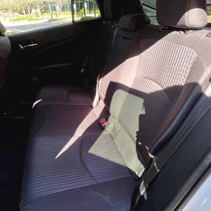 2016 Toyota Prius 4th Gen - Image 19 of 21
