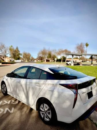 2016 Toyota Prius 4th Gen - Image 3 of 11