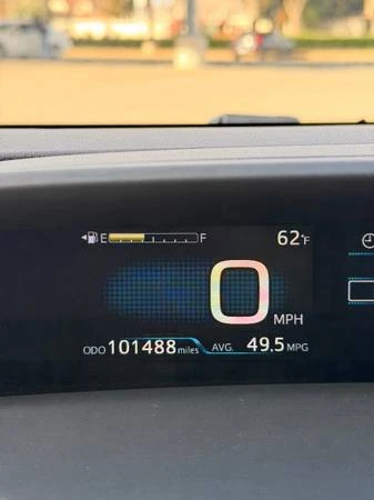 2016 Toyota Prius 4th Gen - Image 11 of 11