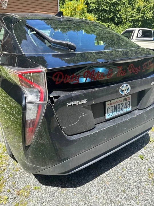 2016 Toyota Prius 4th Gen - Image 4 of 11