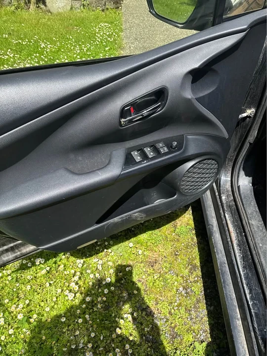 2016 Toyota Prius 4th Gen - Image 11 of 11