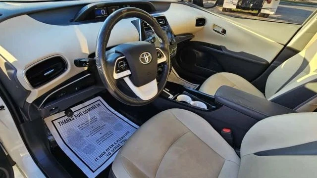 2016 Toyota Prius 4th Gen - Image 15 of 21