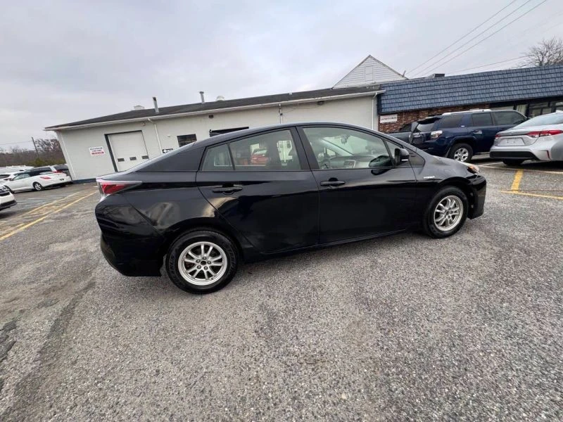 2016 Toyota Prius 4th Gen - Image 11 of 12