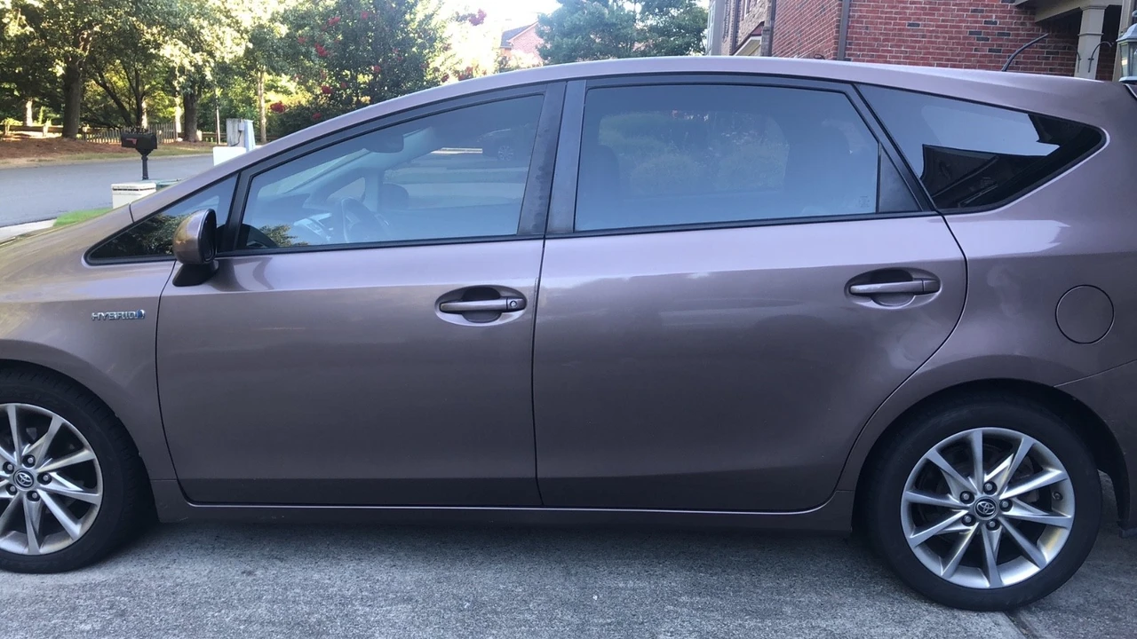2016 Toyota Prius 4th Gen - Image 7 of 20