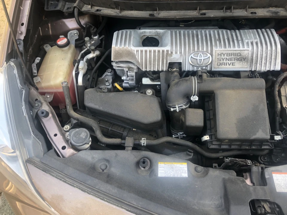 2016 Toyota Prius 4th Gen - Image 11 of 20