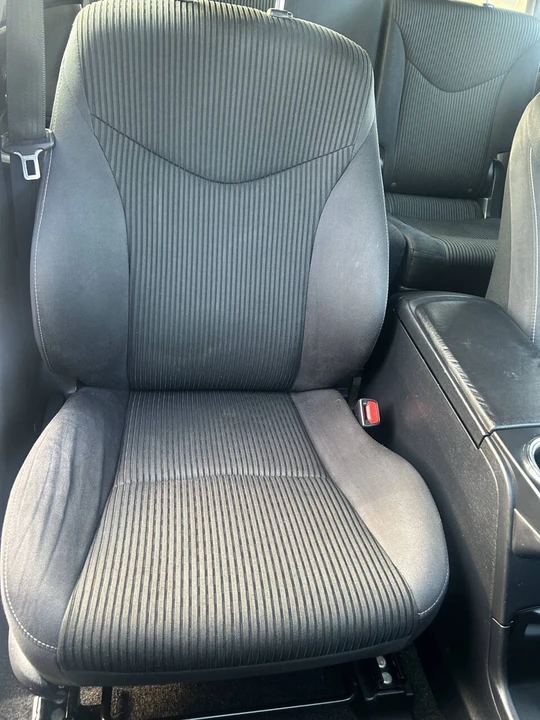 2016 Toyota Prius 4th Gen - Image 19 of 21