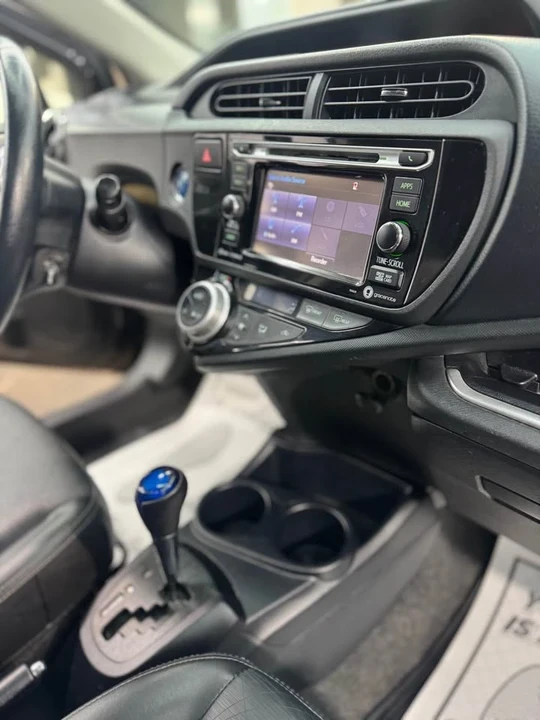 2016 Toyota Prius - Image 6 of 6