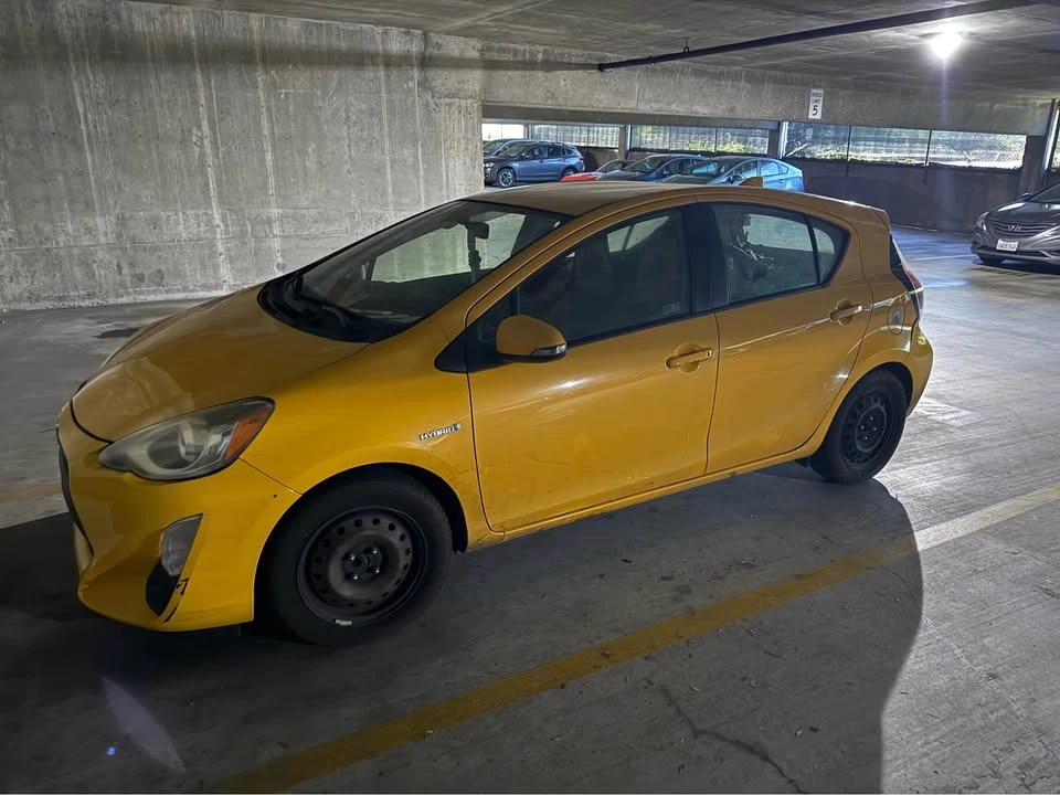 2016 Toyota Prius - Image 3 of 5
