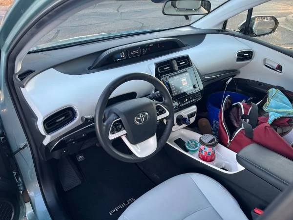 2016 Toyota Prius 4th Gen - Image 9 of 18