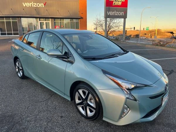 2016 Toyota Prius 4th Gen - Image 4 of 18