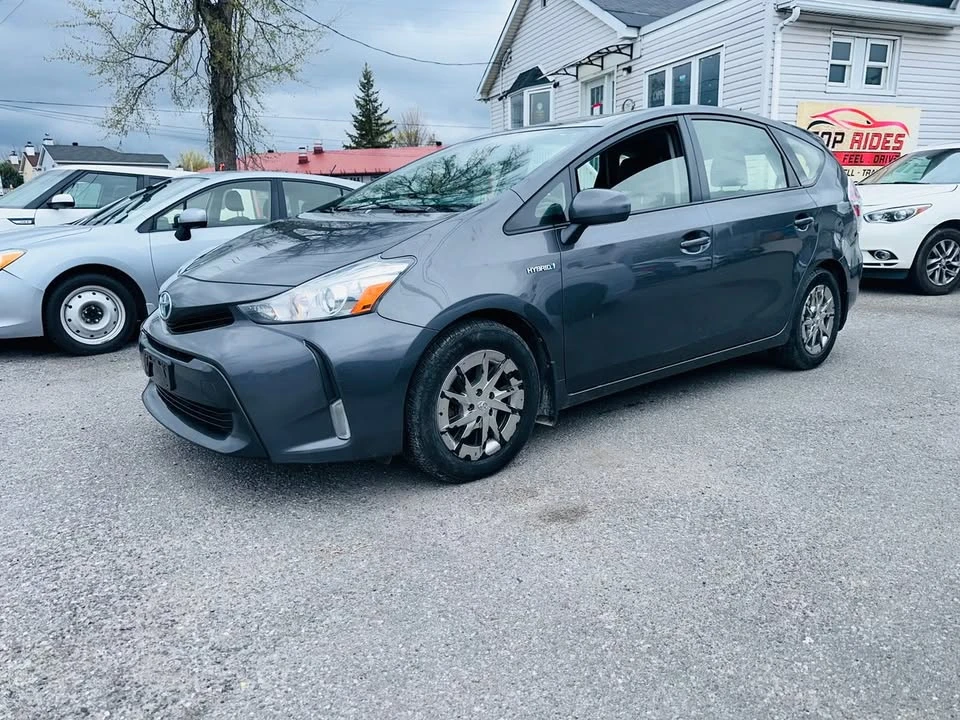 2016 Toyota Prius 4th Gen - Image 2 of 15