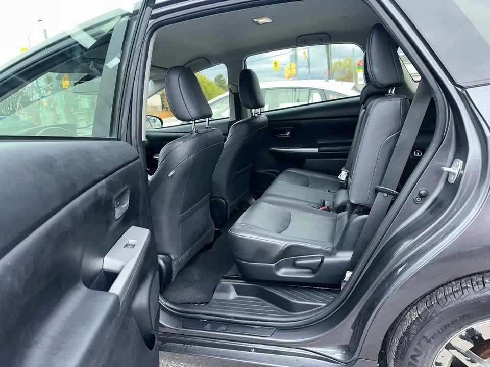 2016 Toyota Prius 4th Gen - Image 7 of 15