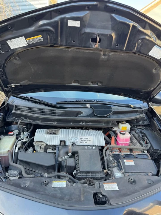 2016 Toyota Prius - Image 6 of 7
