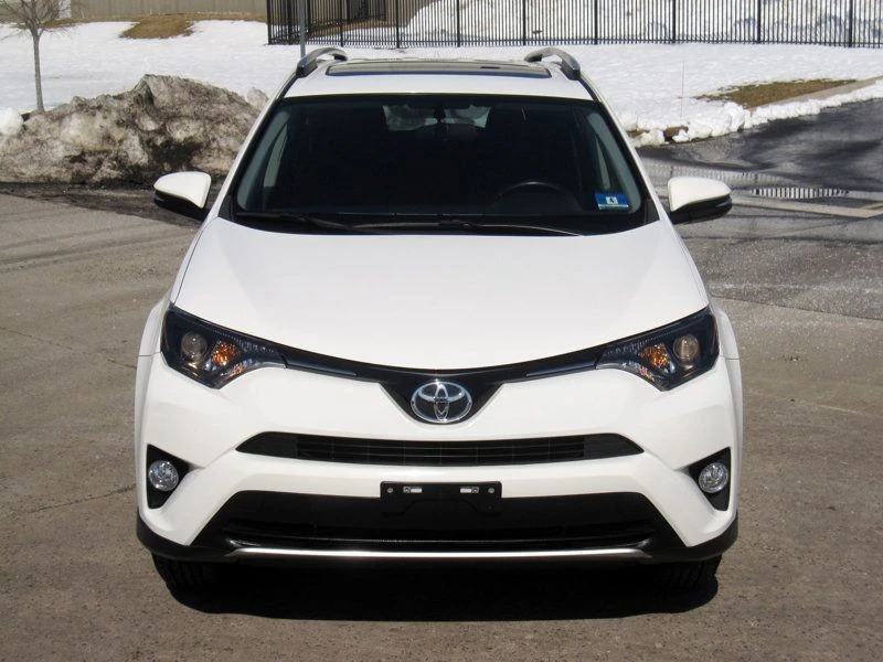 2016 Toyota RAV4 4th Gen - Image 5 of 12